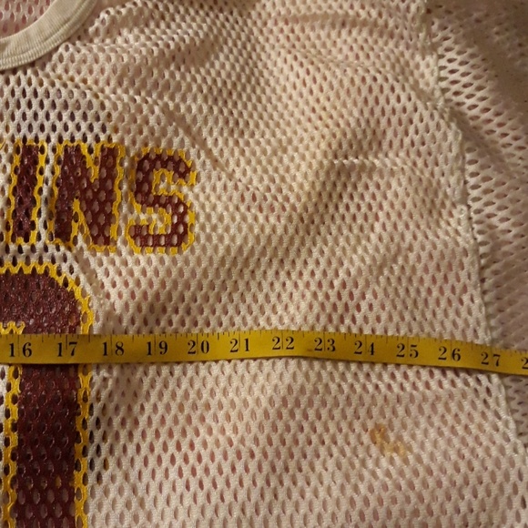 NFL  Red Skin #10 top FINAL PRICE - Picture 4 of 6